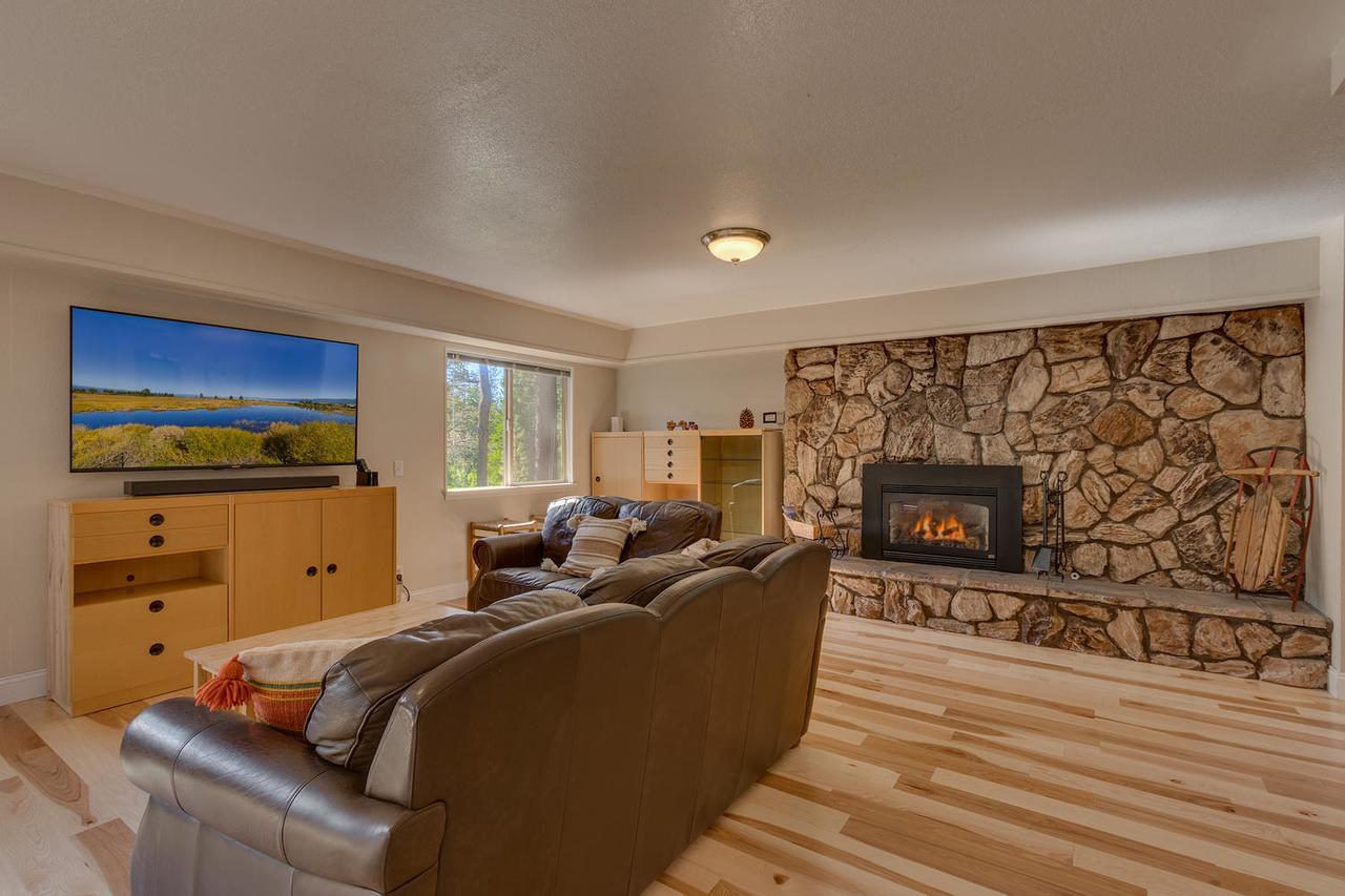 The Meadows - Six Bedroom Home South Lake Tahoe Exterior photo
